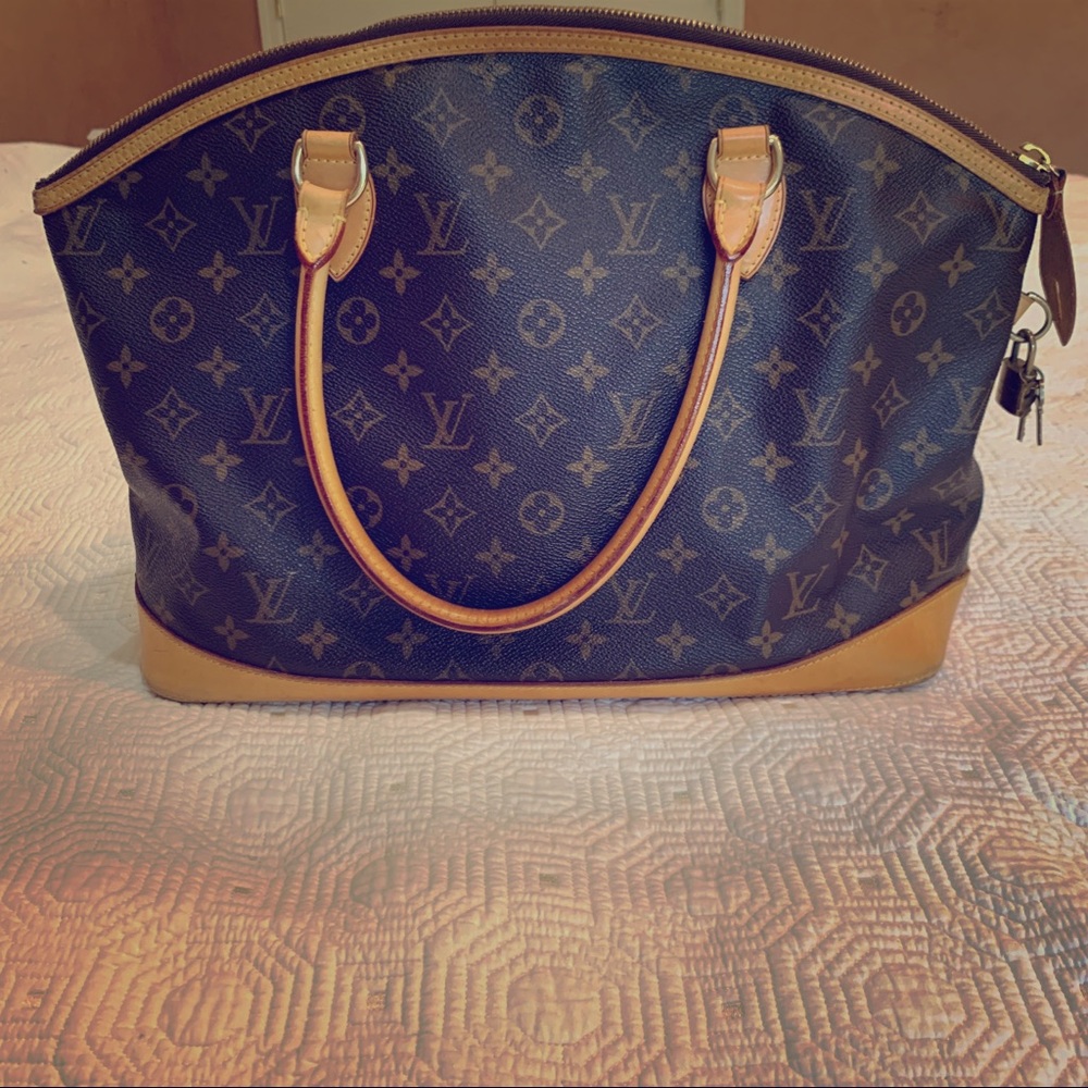 Louis Vuitton Vintage Lockit Horizontal Hand Bag